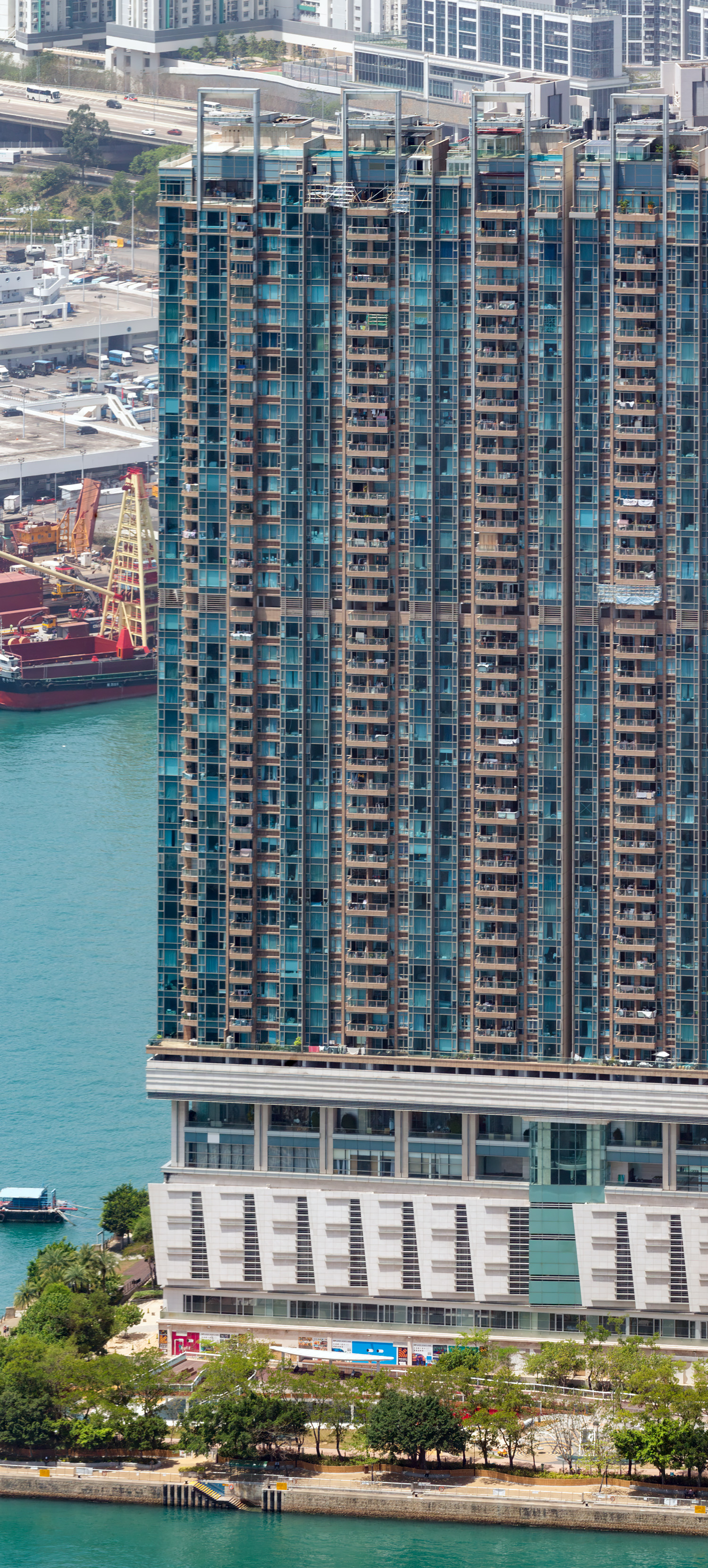 One Silversea Tower 1-3, Hong Kong - View from International Commerce Centre. © Mathias Beinling